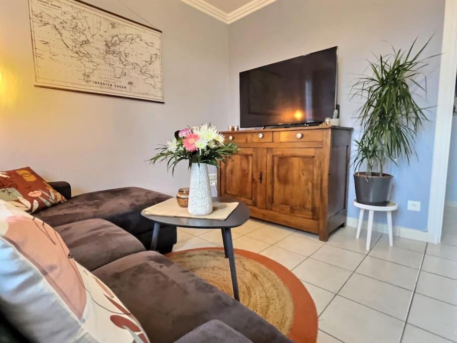 Appartement Le Patio - Parking Gratuit à Valence  Extérieur photo